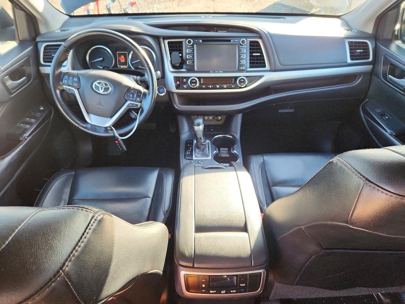 Снимка 8 от търг – 2018 TOYOTA HIGHLANDER с VIN 5TDJGRFH5JS050702