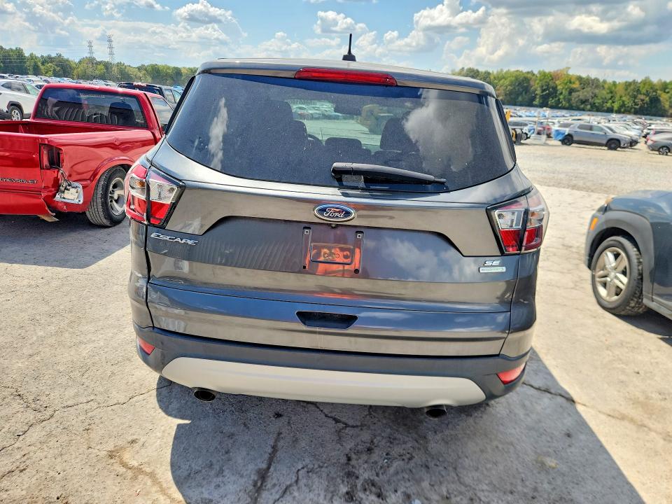 Photo 6 from auction – 2017 FORD ESCAPE with VIN 1FMCU0GD4HUB56469