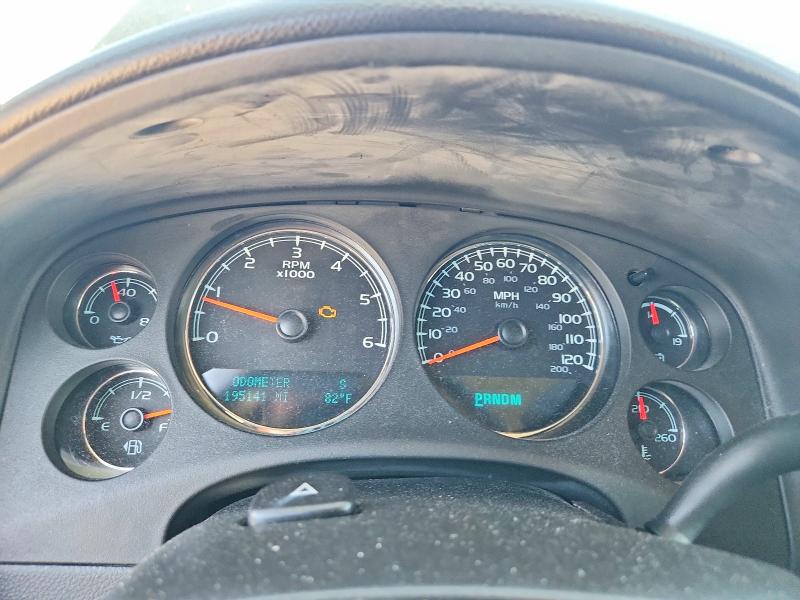 Photo 9 from auction – 2011 GMC YUKON with VIN 1GKS2CE07BR142071