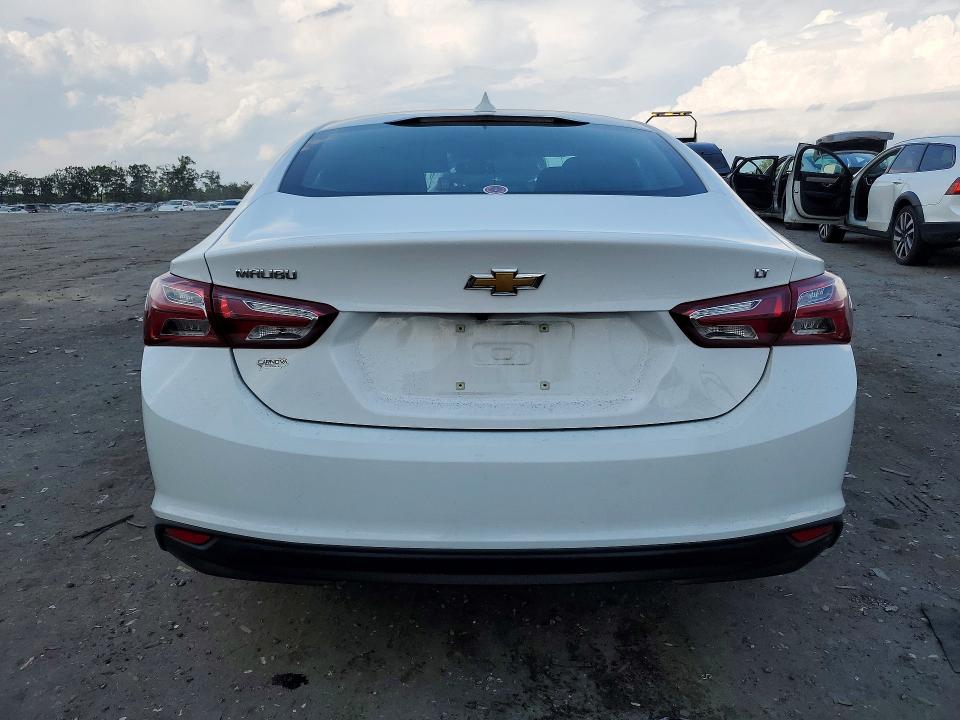 Photo 6 from auction – 2020 CHEVROLET MALIBU with VIN 1G1ZD5ST9LF098701