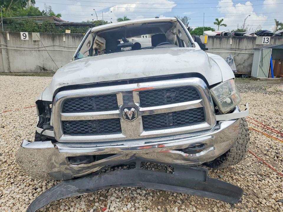 Photo 5 from auction – 2014 RAM 2500 with VIN 3C6UR5HL5EG214219