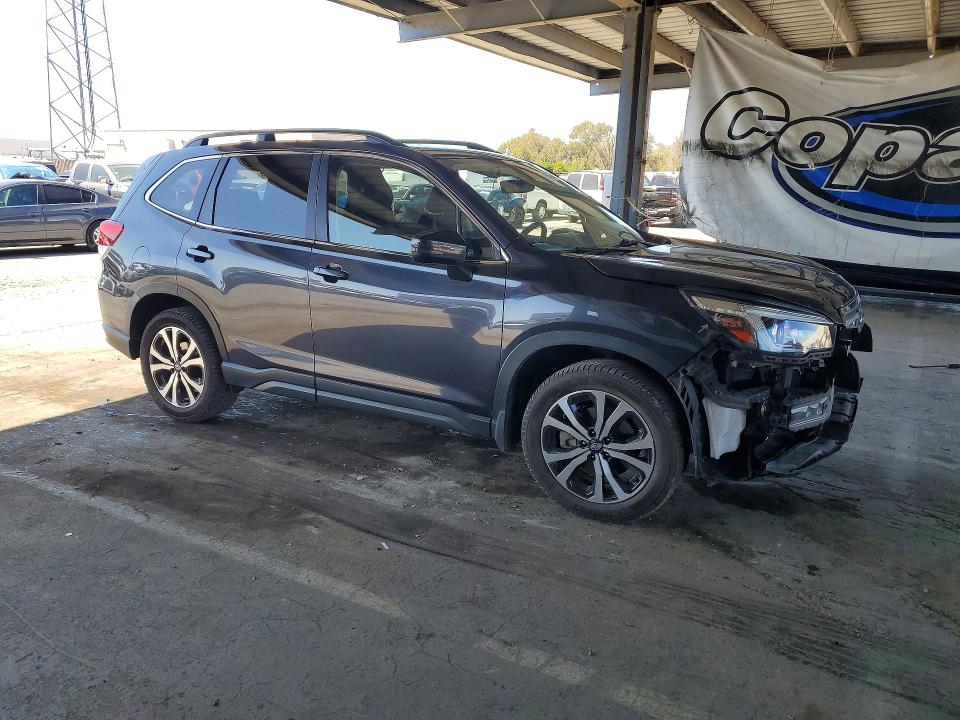 Foto 4 de la subasta – 2019 SUBARU FORESTER con VIN JF2SKAUC1KH483887