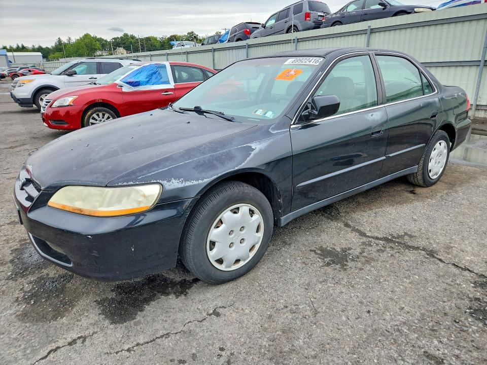 HONDA ACCORD 1999 с VIN 1HGCG6652XA128891 - Снимка от търг