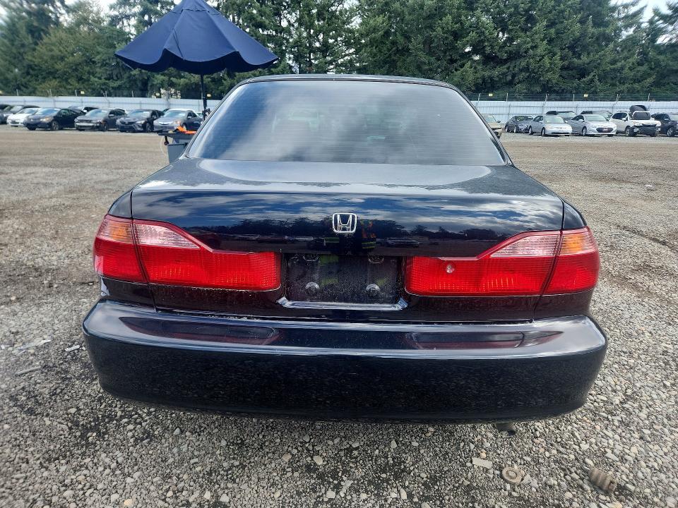 Photo 6 from auction – 2000 HONDA ACCORD with VIN JHMCG5642YC028150