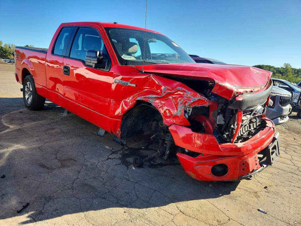 Zdjęcie 4 z aukcji – 2014 FORD F150 z VIN 1FTFX1EF4EKF66988