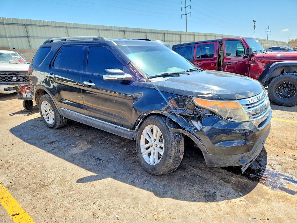Zdjęcie 4 z aukcji – 2014 FORD EXPLORER z VIN 1FM5K8D83EGB78719