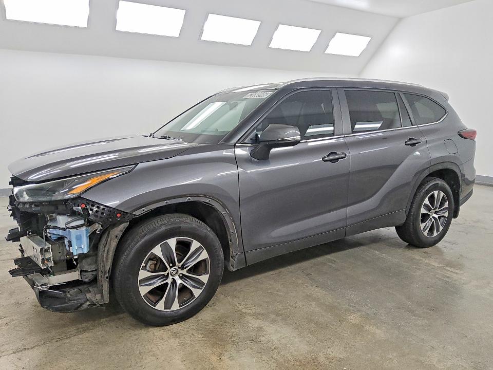 TOYOTA HIGHLANDER 2024 with VIN 5TDKDRBHXRS557755 - Photo from auction