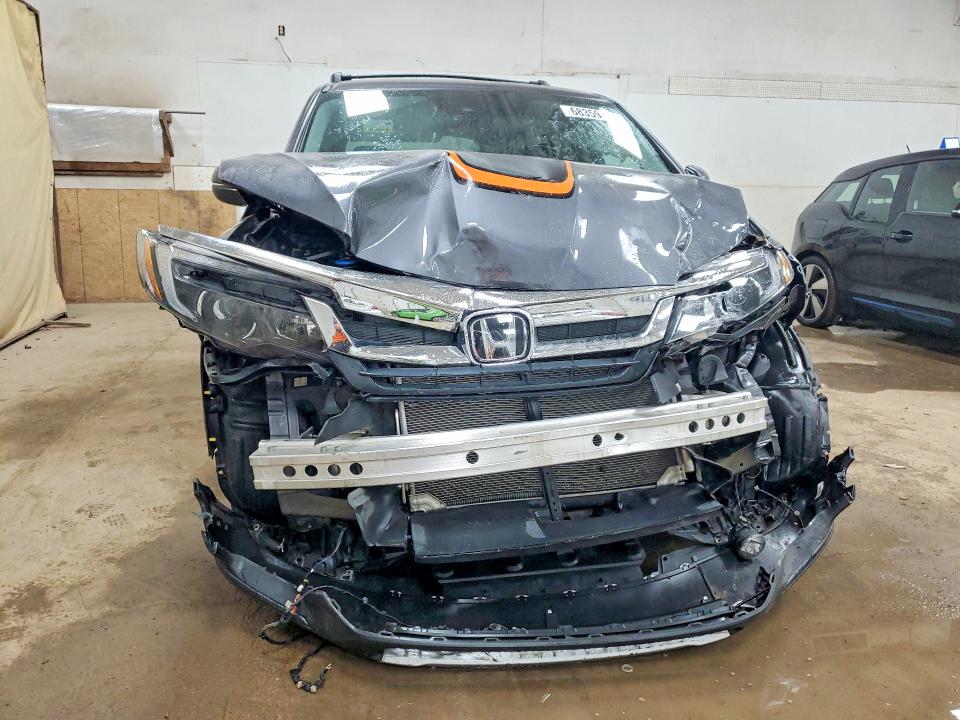 Photo 5 from auction – 2020 HONDA PILOT with VIN 5FNYF6H32LB034191