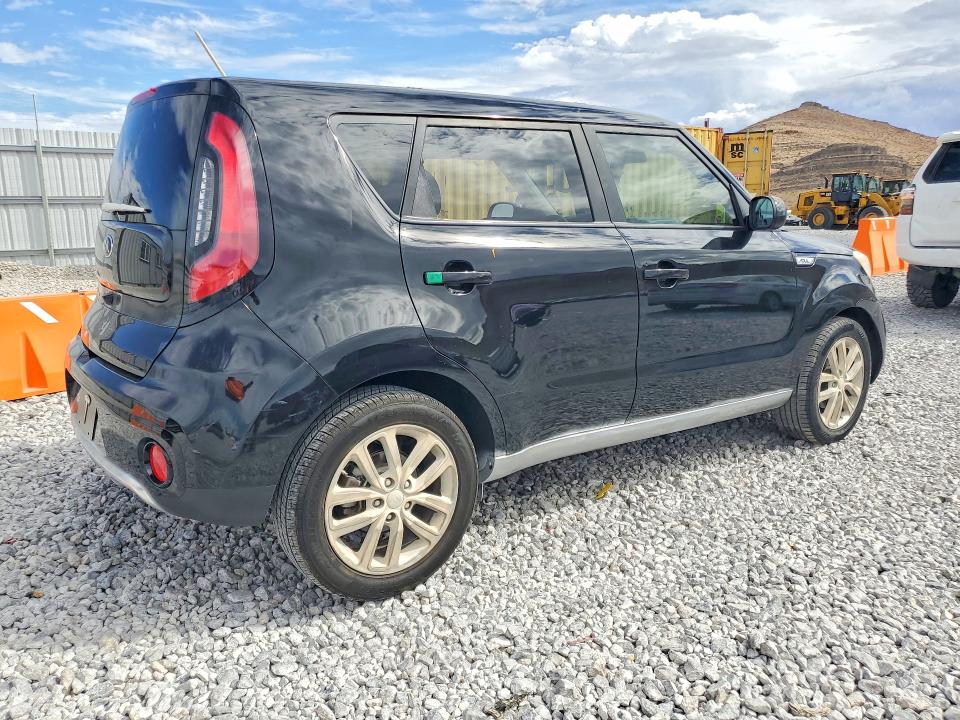 Photo 3 from auction – 2020 KIA SOUL with VIN KNDJP3A54K7686176