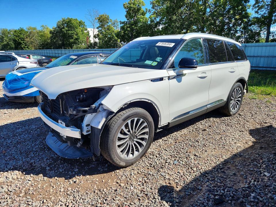 LINCOLN AVIATOR 2022 с VIN 5LM5J6XC6NGL21859 - Снимка от търг