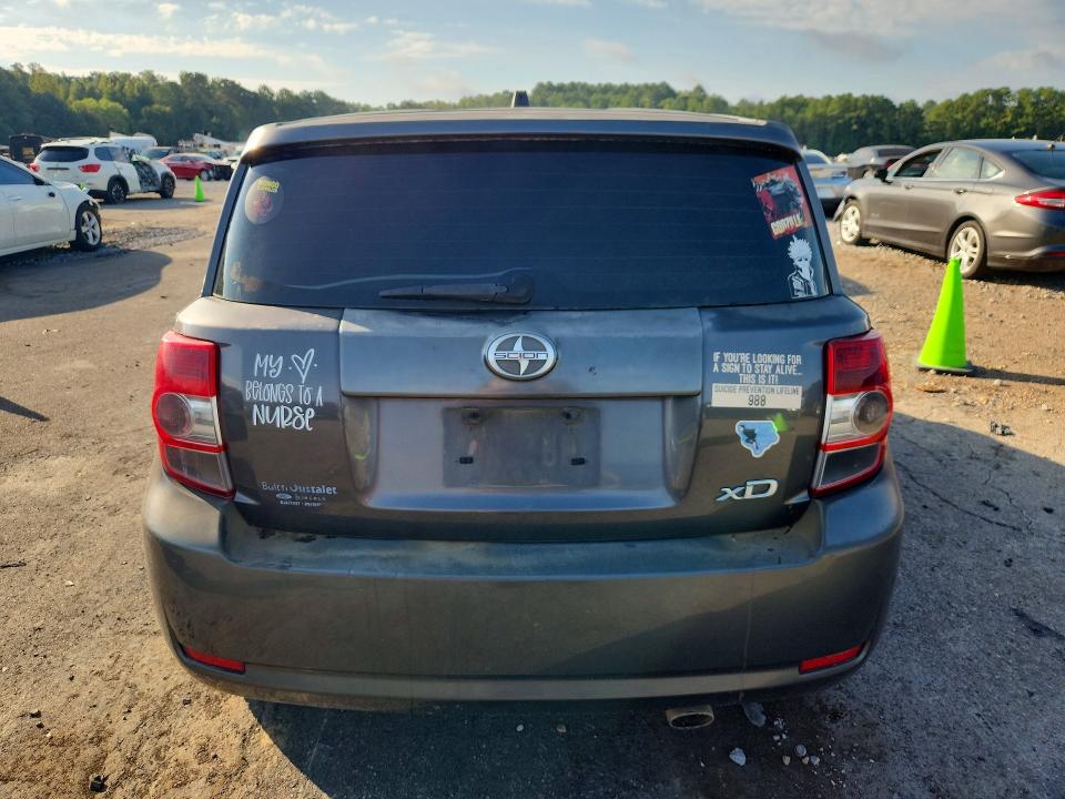 Foto 6 de la subasta – 2010 SCION XD con VIN JTKKU4B49A1004752