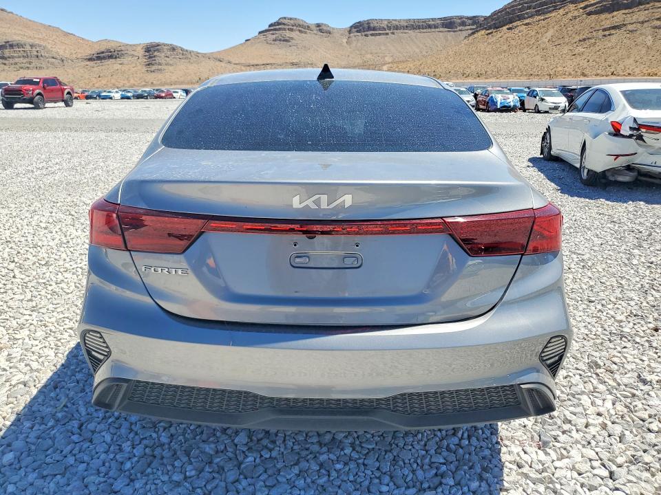Снимка 6 от търг – 2023 KIA FORTE с VIN 3KPF24AD8PE536175