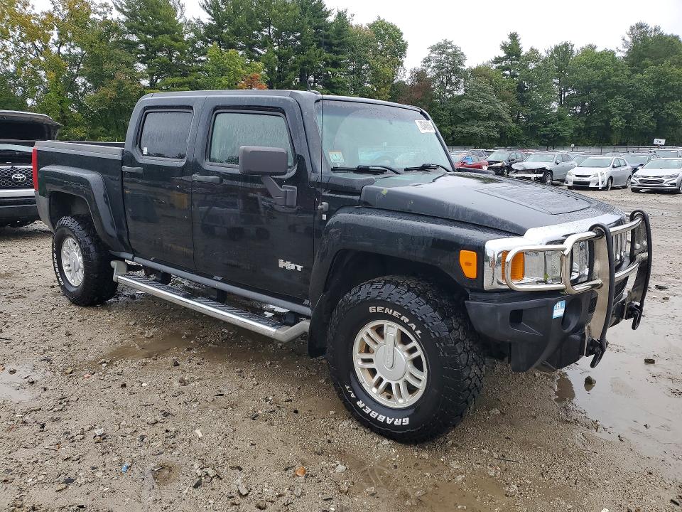 Photo 4 from auction – 2009 HUMMER H3T with VIN 5GNEN13E498140085