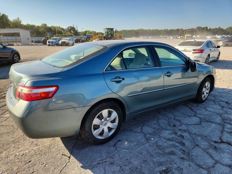 Photo 3 from auction – 2009 TOYOTA CAMRY with VIN 4T4BE46K49R081568