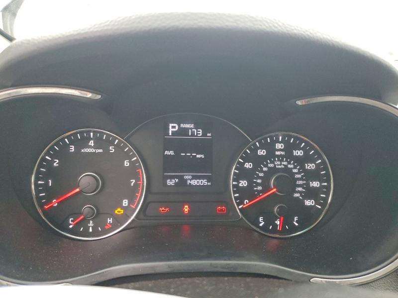 Photo 9 from auction – 2018 KIA FORTE with VIN 3KPFK4A75JE166563
