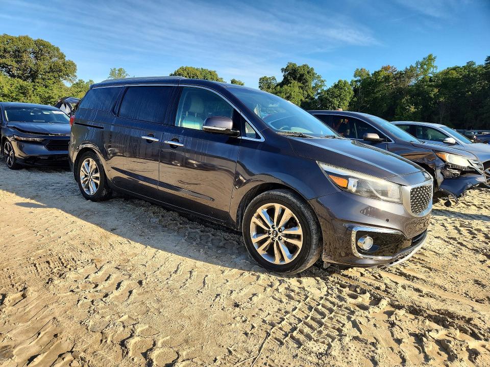 Photo 4 from auction – 2015 KIA SEDONA with VIN KNDME5C18F6025738