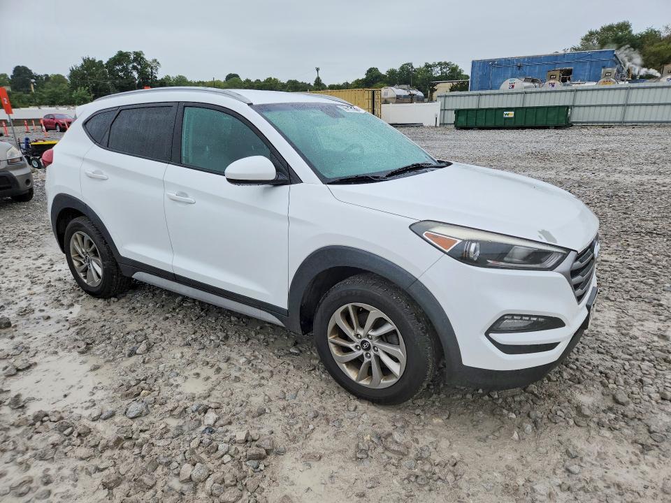 Photo 4 from auction – 2018 HYUNDAI TUCSON with VIN KM8J3CA40JU672015