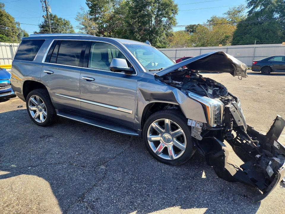 Снимка 4 от търг – 2018 CADILLAC ESCALADE с VIN 1GYS3BKJ9JR372073