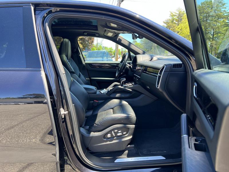 Photo 5 from auction – 2019 PORSCHE CAYENNE with VIN WP1AE2AY8KDA52072