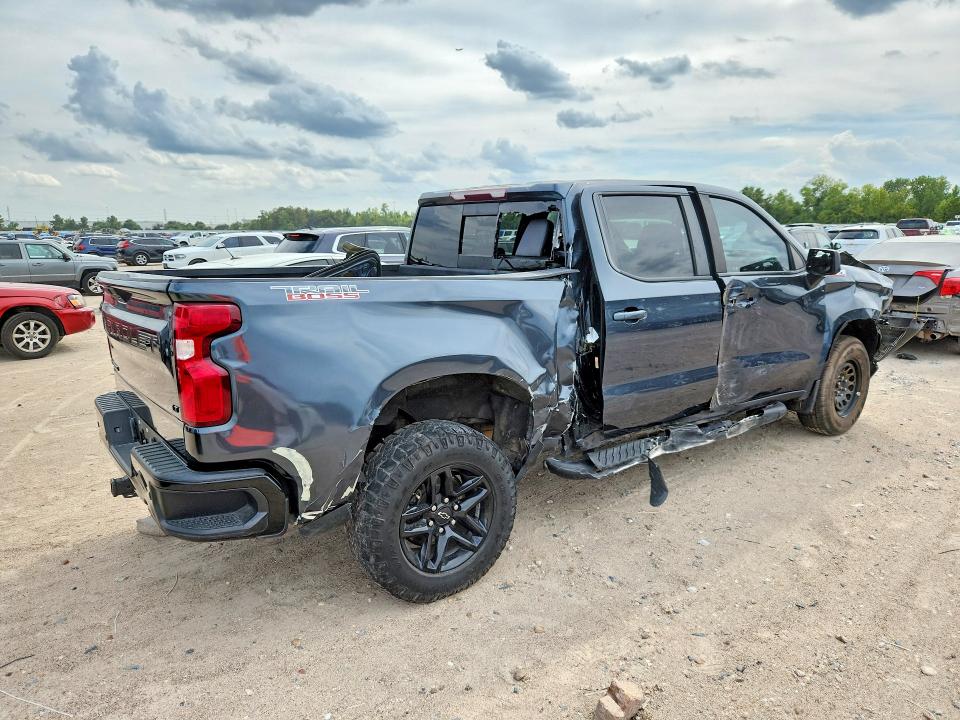 Photo 3 from auction – 2021 CHEVROLET SILVERADO with VIN 3GCPYFED4MG119466
