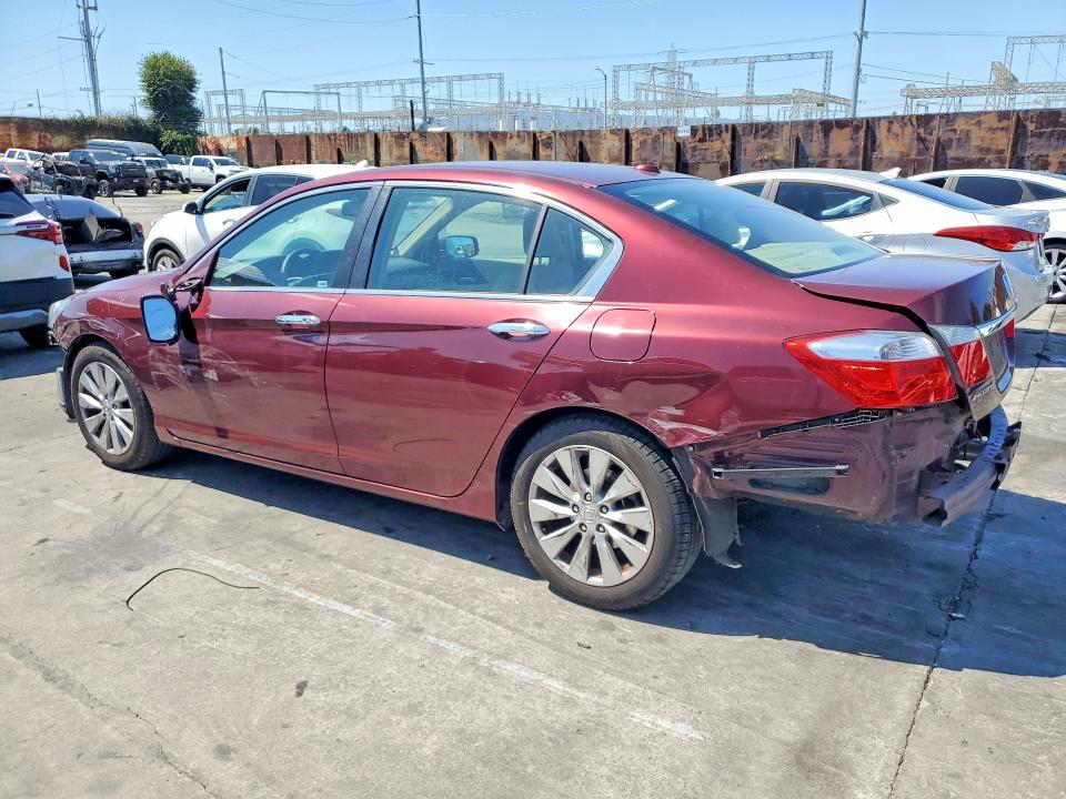 Photo 2 from auction – 2013 HONDA ACCORD with VIN 1HGCR2F83DA149922