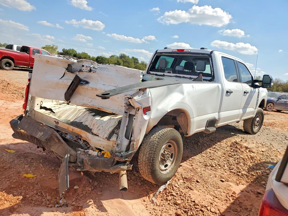 صورة رقم 3 من المزاد - 2025 FORD F250 مع VIN 1FT7W2BA6SED94463