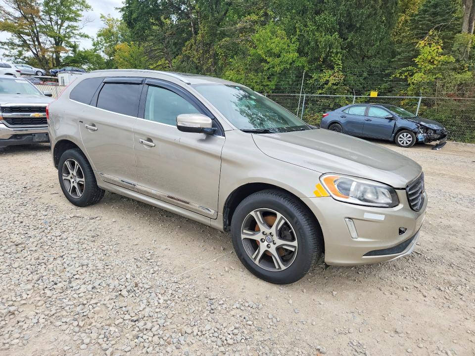 صورة رقم 4 من المزاد - 2015 VOLVO XC60 مع VIN YV4902RC0F2580036