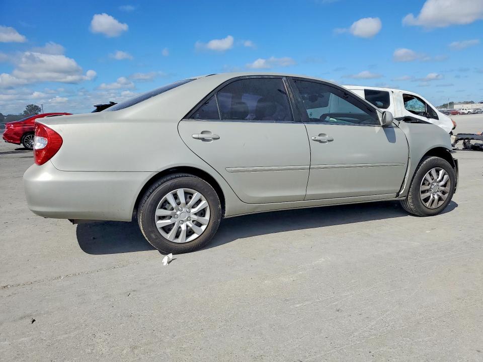 Photo 3 from auction – 2002 TOYOTA CAMRY with VIN 4T1BE32K02U540918