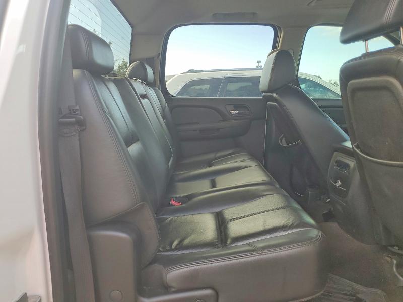 Photo 10 from auction – 2007 GMC SIERRA with VIN 1GTHK23687F526375
