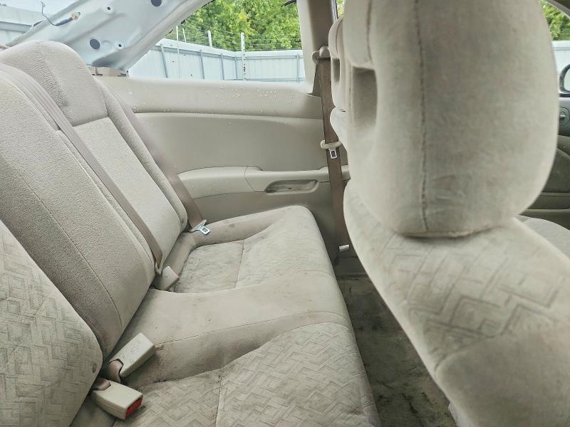 Снимка 10 от търг – 2001 HONDA CIVIC с VIN 1HGEM22581L106180
