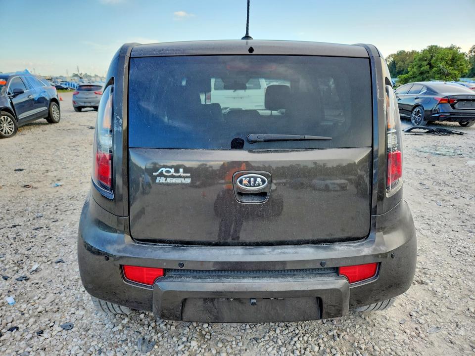Photo 6 from auction – 2011 KIA SOUL with VIN KNDJT2A28B7248899