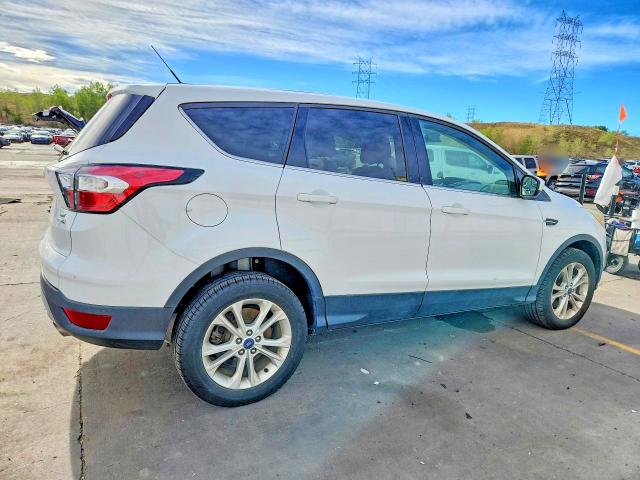 Zdjęcie 3 z aukcji – 2017 FORD ESCAPE z VIN 1FMCU9GD9HUC34474