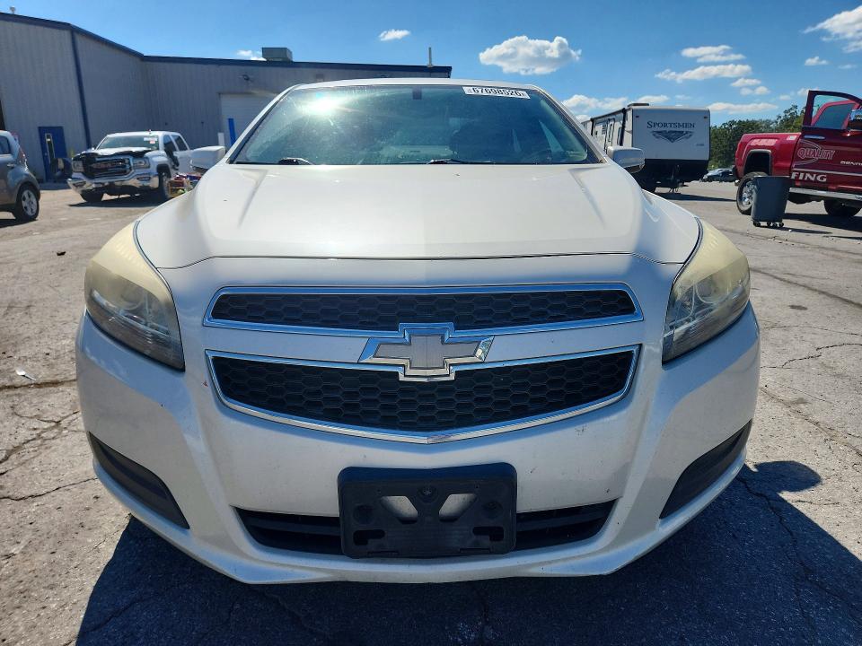 Photo 5 from auction – 2013 CHEVROLET MALIBU with VIN 1G11C5SA8DF355797