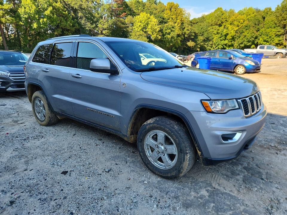 Снимка 4 от търг – 2020 JEEP GRAND CHEROKEE с VIN 1C4RJFAG6LC360850