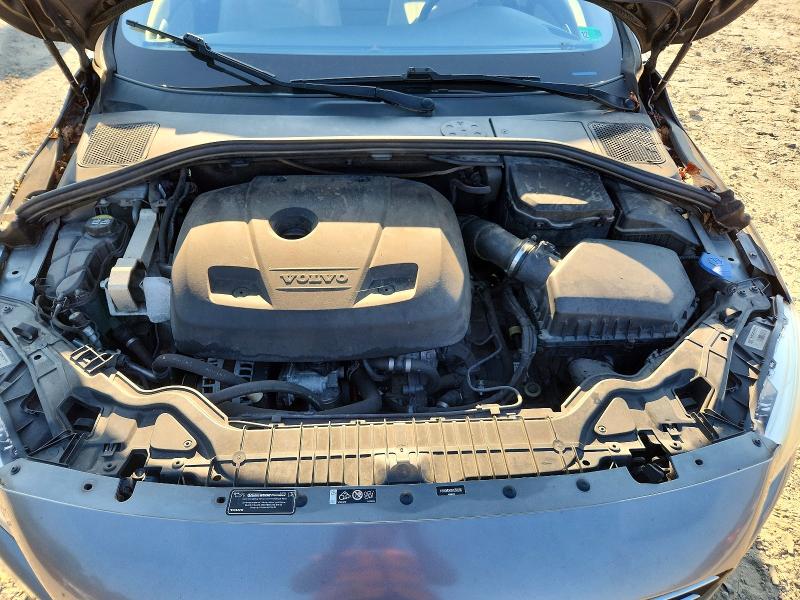 Photo 11 from auction – 2017 VOLVO V60 with VIN YV140MEK8H1358286