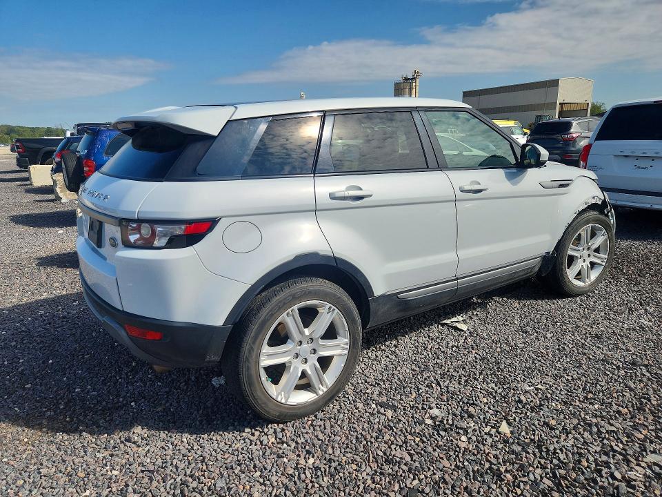 Photo 3 from auction – 2015 LAND ROVER RANGE ROVER EVOQUE with VIN SALVR2BGXFH036010