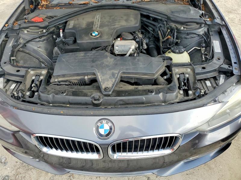 Photo 11 from auction – 2013 BMW 328 with VIN WBA3C1C58DF442901