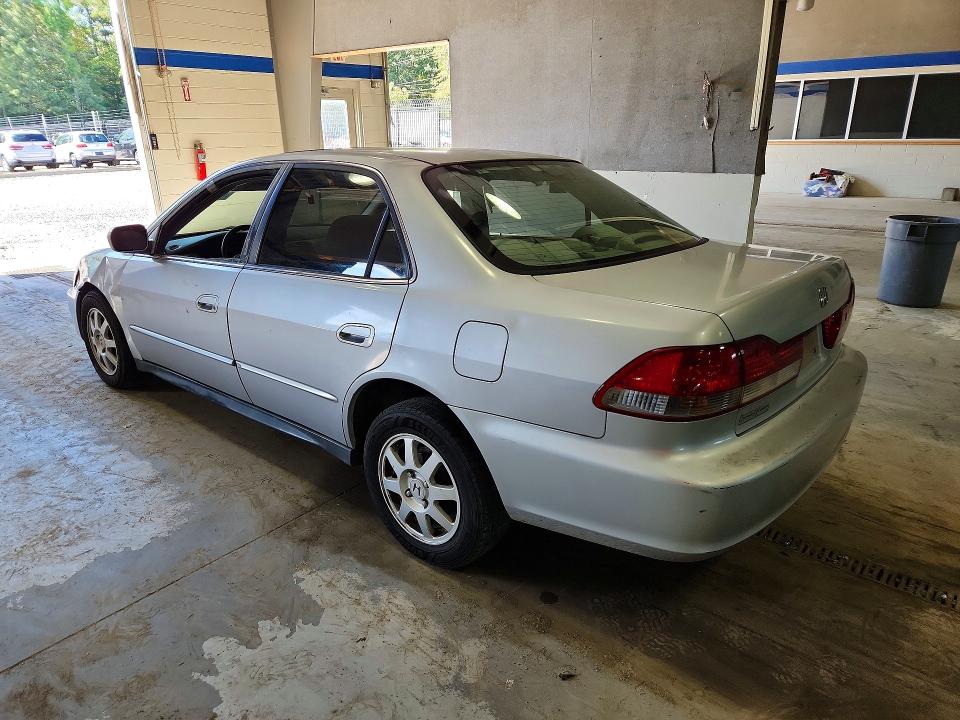 Photo 2 from auction – 2002 HONDA ACCORD with VIN 1HGCG56702A030009