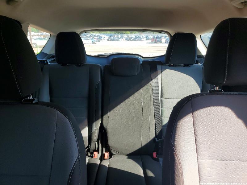 Foto 10 de la subasta – 2017 FORD ESCAPE con VIN 1FMCU0F70HUA18567