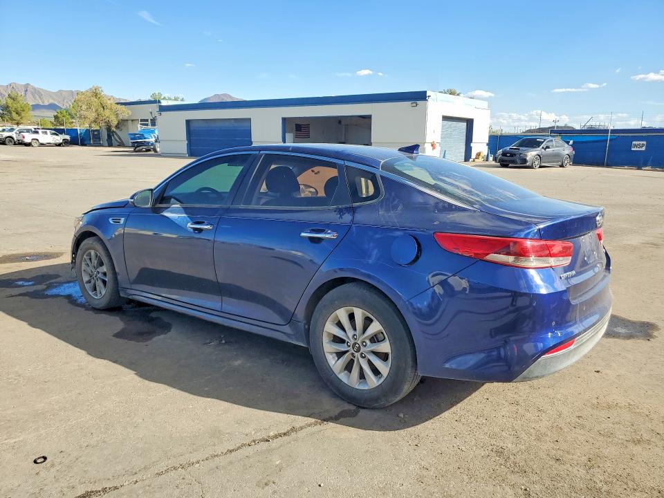 Photo 2 from auction – 2016 KIA OPTIMA with VIN 5XXGT4L16GG095867