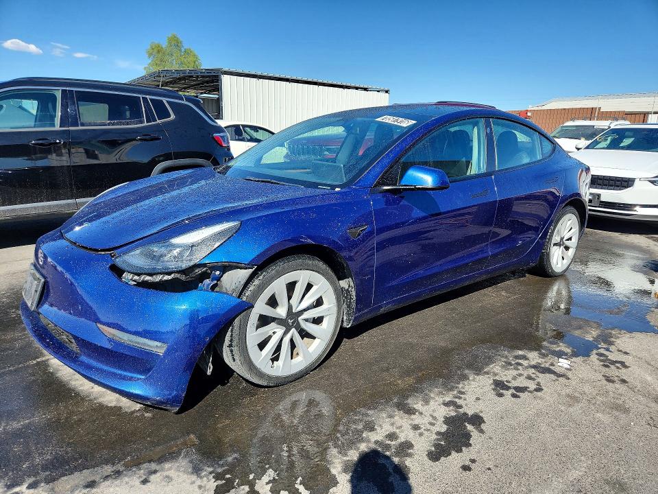 TESLA MODEL 3 2022 с VIN 5YJ3E1EA1NF371067 - Снимка от търг
