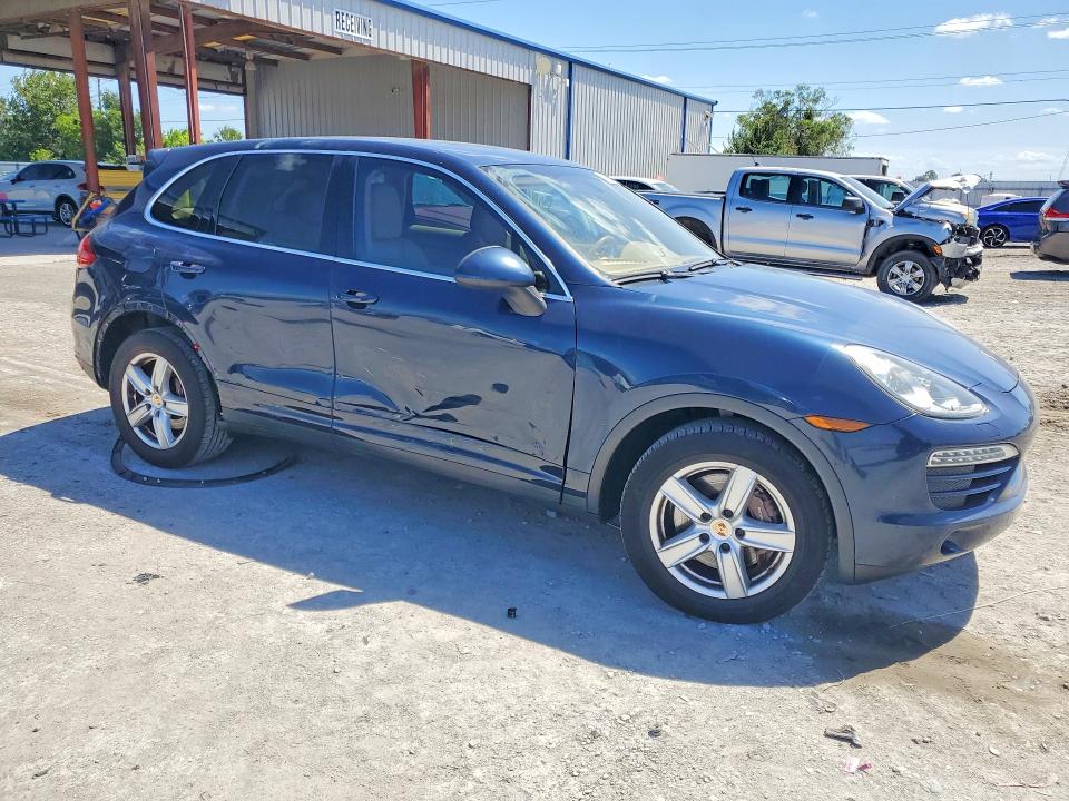 Zdjęcie 4 z aukcji – 2014 PORSCHE CAYENNE z VIN WP1AA2A28ELA09093