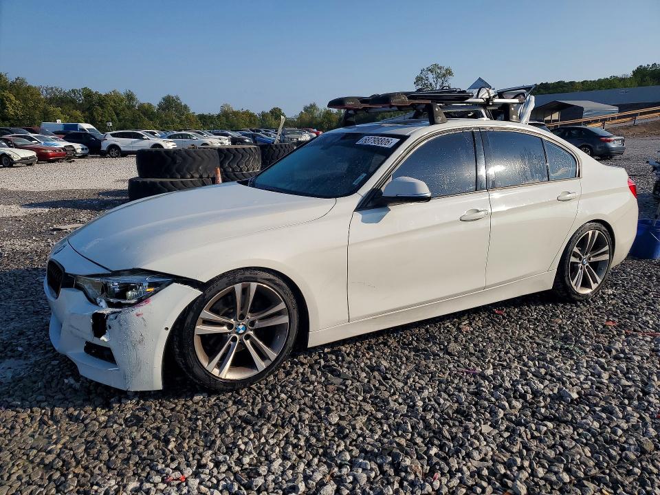 BMW 328 2016 z numerem VIN WBA8E9C57GK604107 - Zdjęcie z aukcji