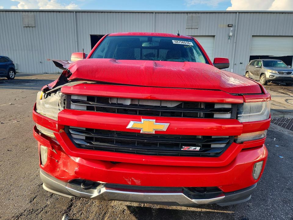 Снимка 5 от търг – 2016 CHEVROLET SILVERADO с VIN 3GCUKREC6GG198656