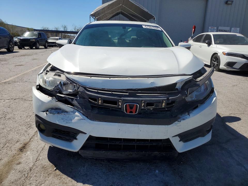 Photo 5 from auction – 2017 HONDA CIVIC with VIN 19XFC2F58HE000315