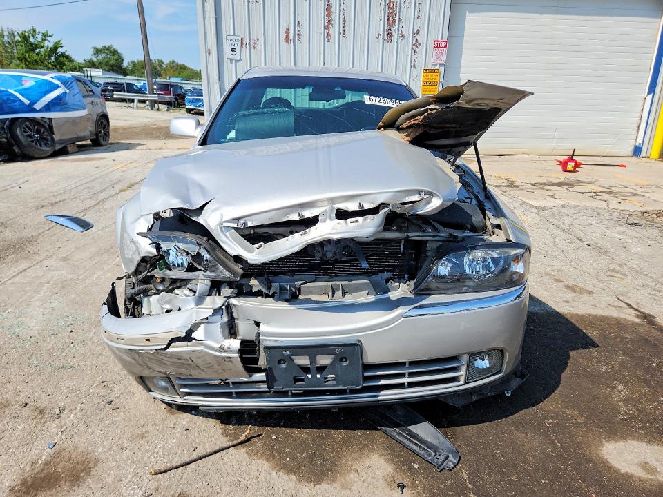 Zdjęcie 5 z aukcji – 2005 LINCOLN LS z VIN 1LNHM86S65Y612643