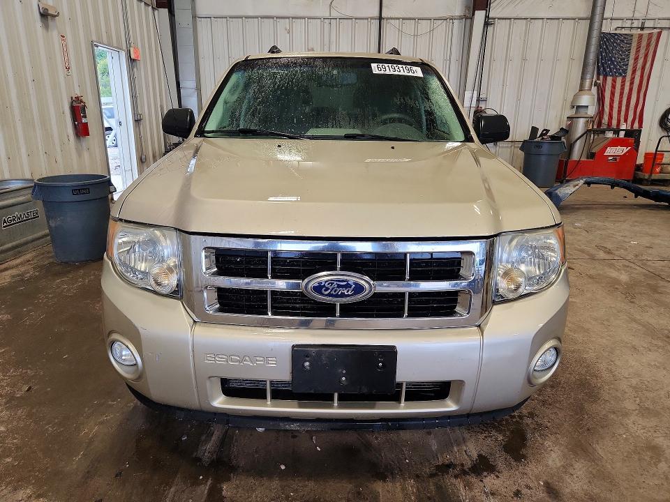 Photo 5 from auction – 2010 FORD ESCAPE with VIN 1FMCU9D76AKA86347