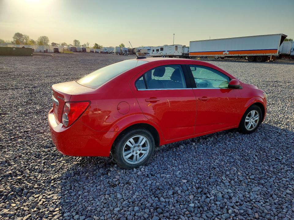 Photo 3 from auction – 2015 CHEVROLET SONIC with VIN 1G1JC5SH3F4114001