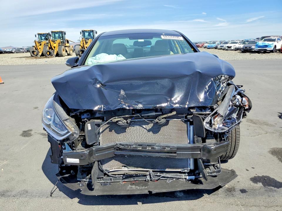 Photo 5 from auction – 2018 HYUNDAI SONATA with VIN 5NPE34AF6JH684919