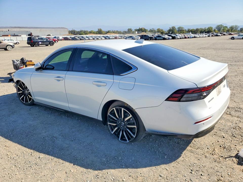 Photo 2 from auction – 2024 HONDA ACCORD with VIN 1HGCY2F87RA036629